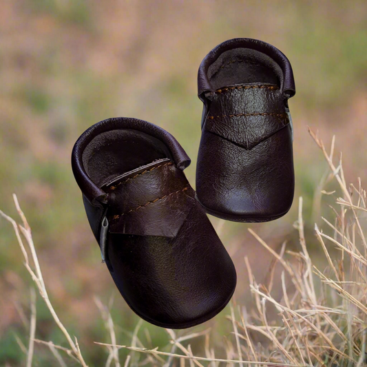 CLASSIC FRINGE SOFT SOLE VELLIES FOR INFANTS- BROWN